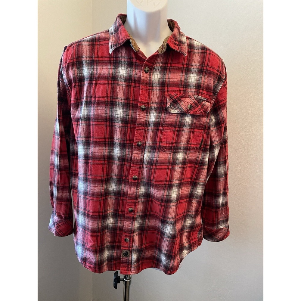 Legendary Whitetails Flannel Shirt Mens Red Plaid Hunting Outdoor Long Sleeve L
